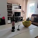 Zunabovic * 特罗吉尔