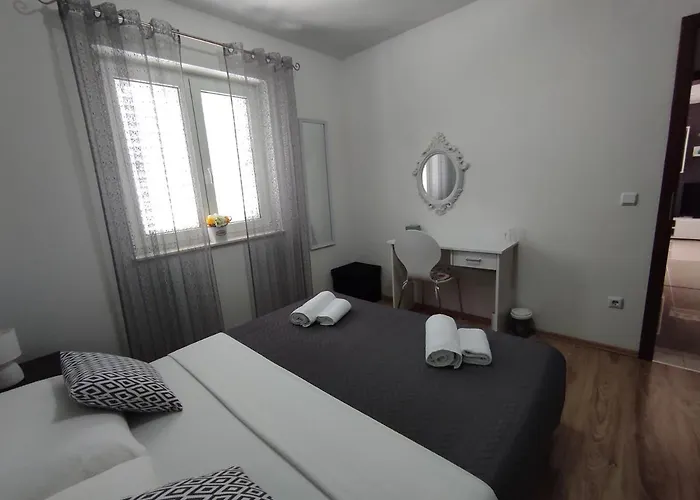 Zunabovic Apartment *